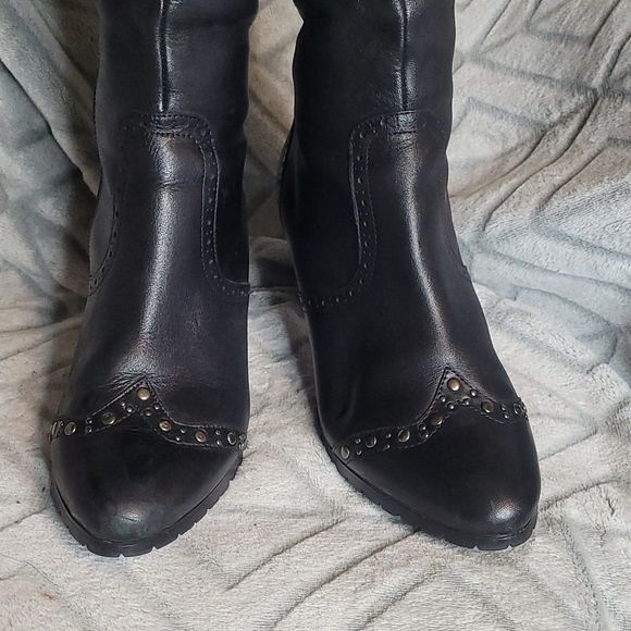 Aaray  knee high boot - Picture 2 of 10